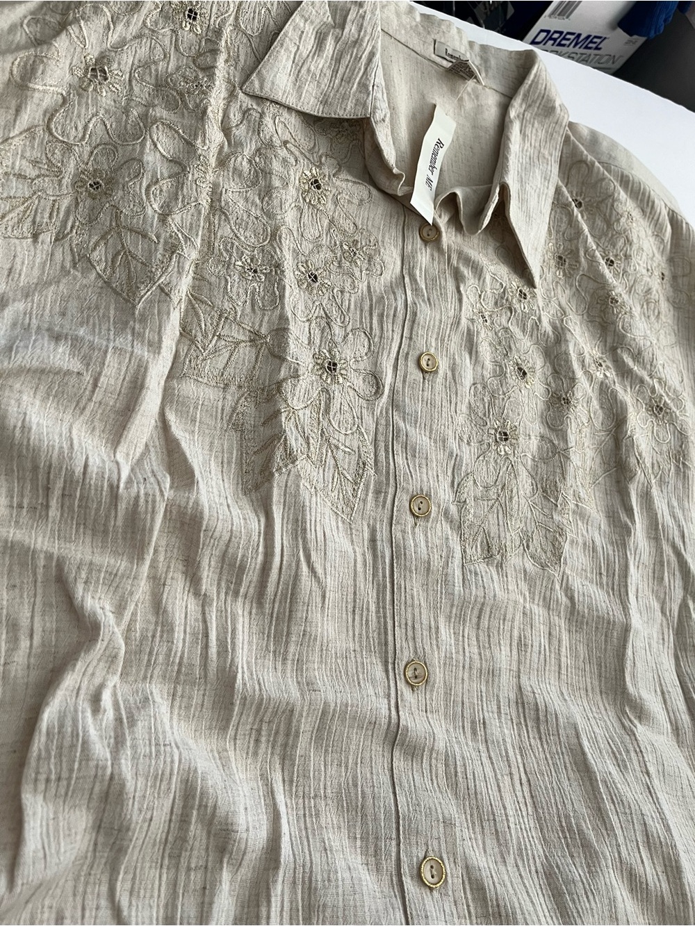 Remember Me NWT Women’s Size 3X Linen Blend Crinkle Embroidered Shirt